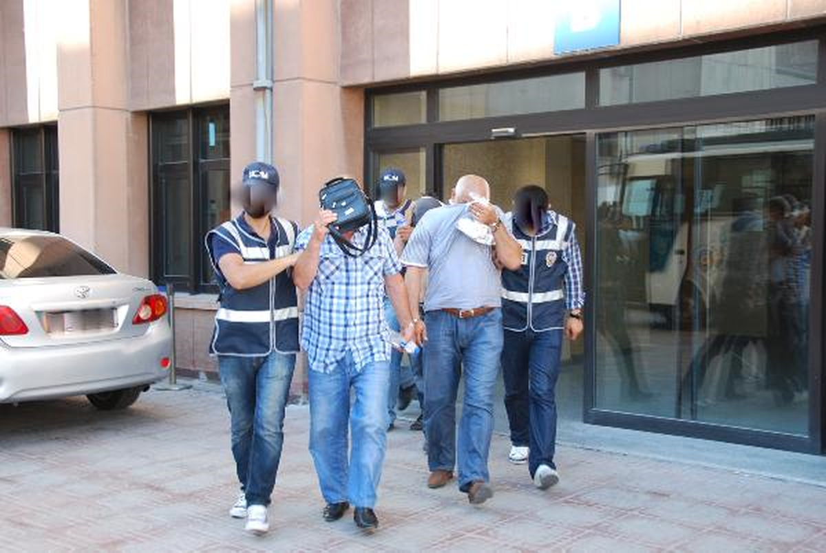 İstanbul\'da 3 Operasyonda 333 Kilo Uyuşturucu Ele Geçirildi (2)