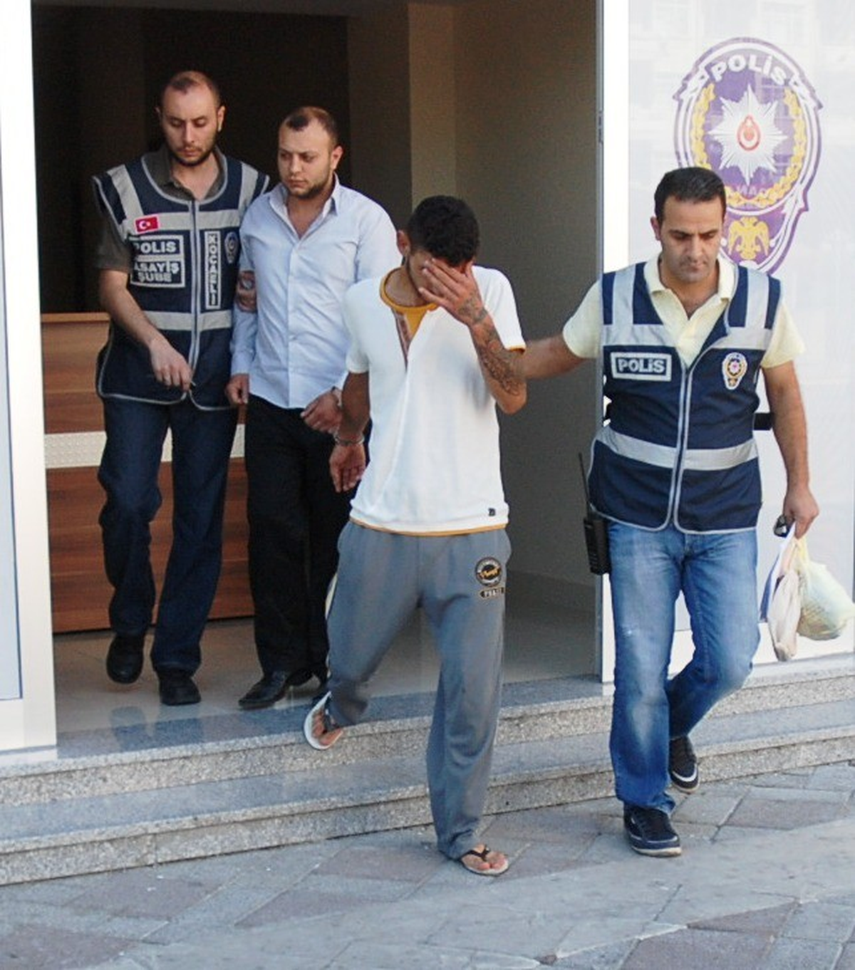 İzmit\'te Mazot Hırsızları Yakalandı