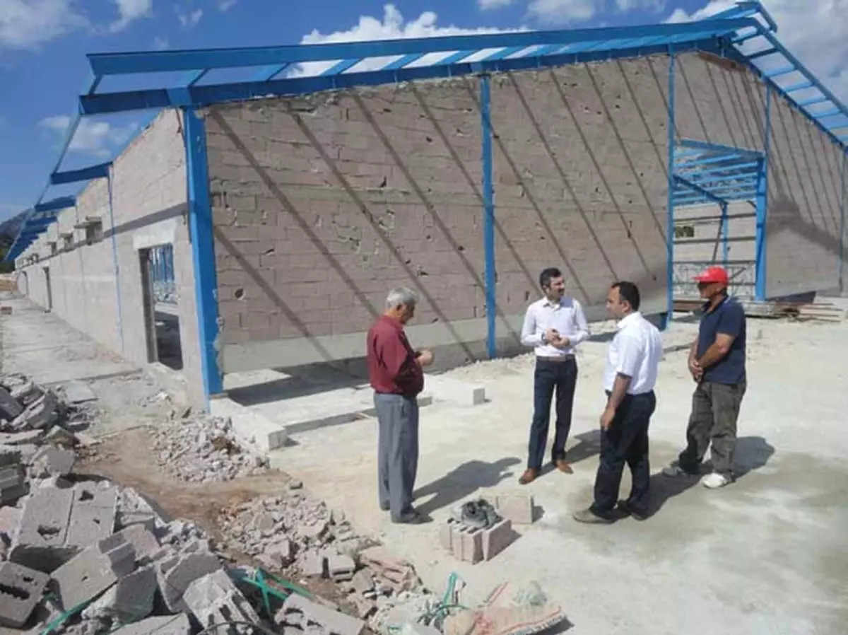 Kaymakam Çamlık Beldesinde İncelemelerde Bulundu