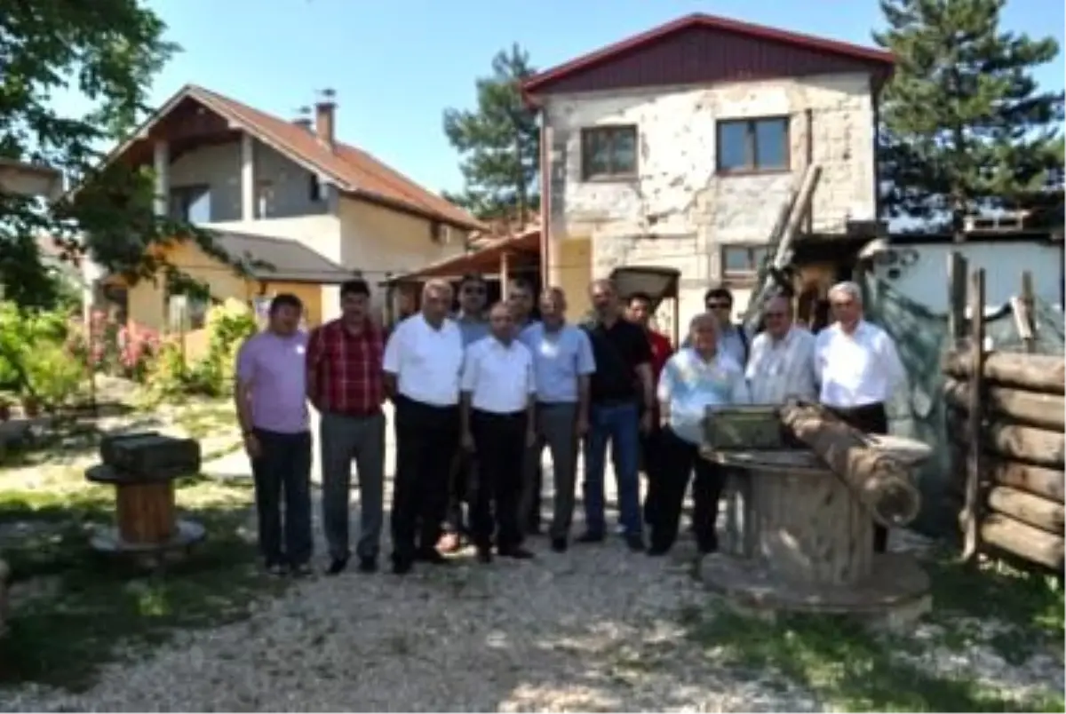 Malatya\'dan Bosna\'ya Giden Heyet Döndü