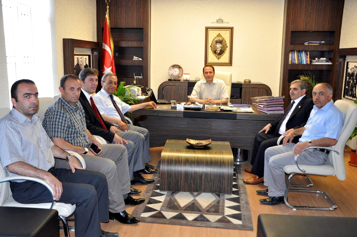 Mali Müşavirler Odası Kaymakam Demiral\'ı Ziyaret Etti