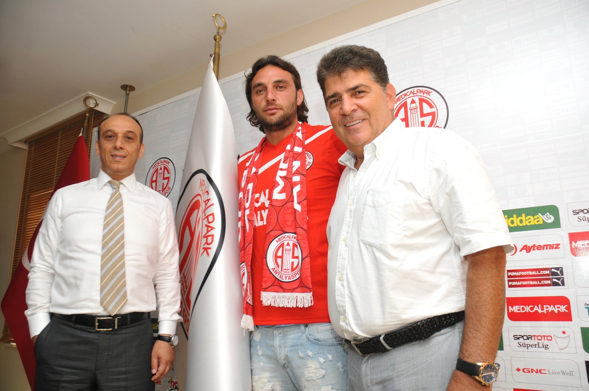 Medical Park Antalyaspor\'a Yeni Kaleci