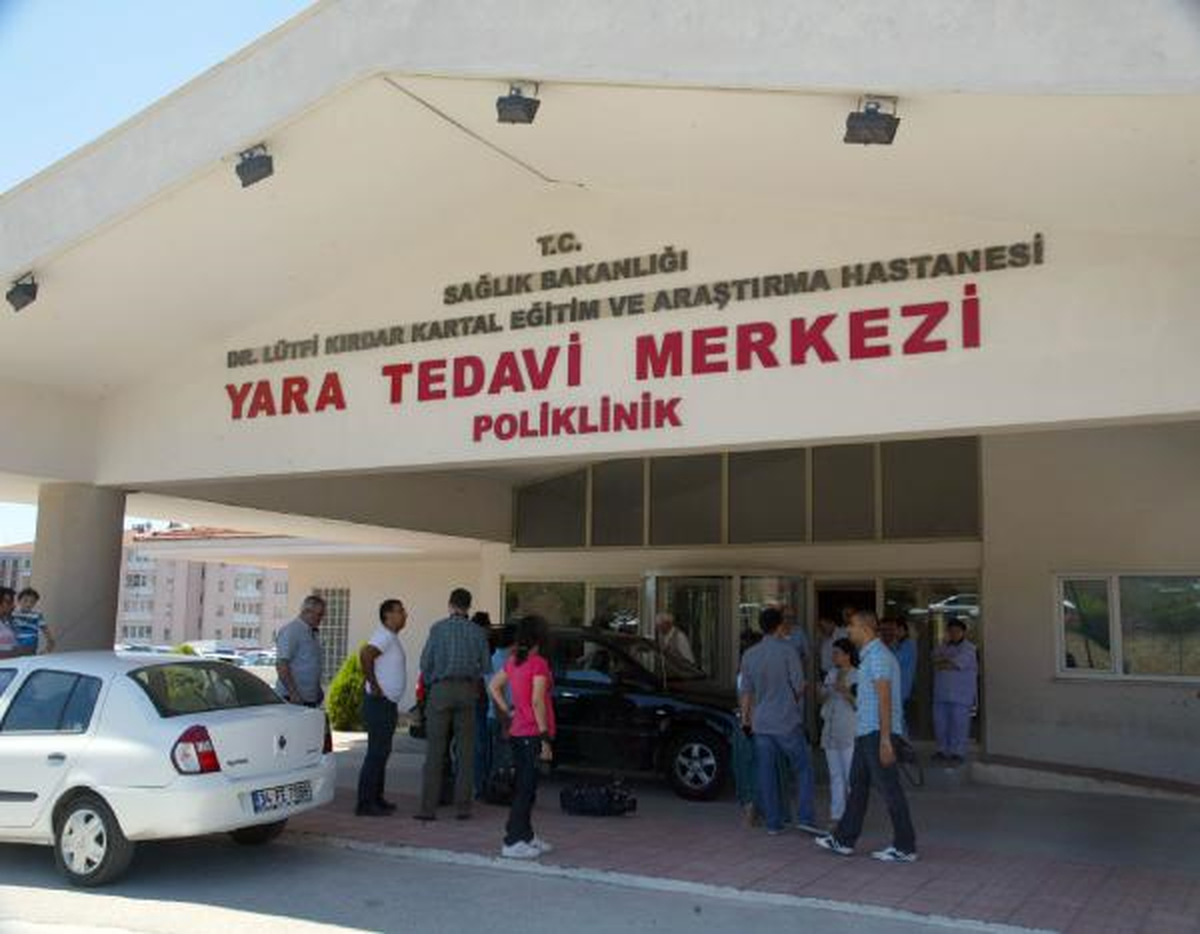 Müzik Öğretmeninin Yüzüne Kimyasal Madde Atanlar Aranıyor