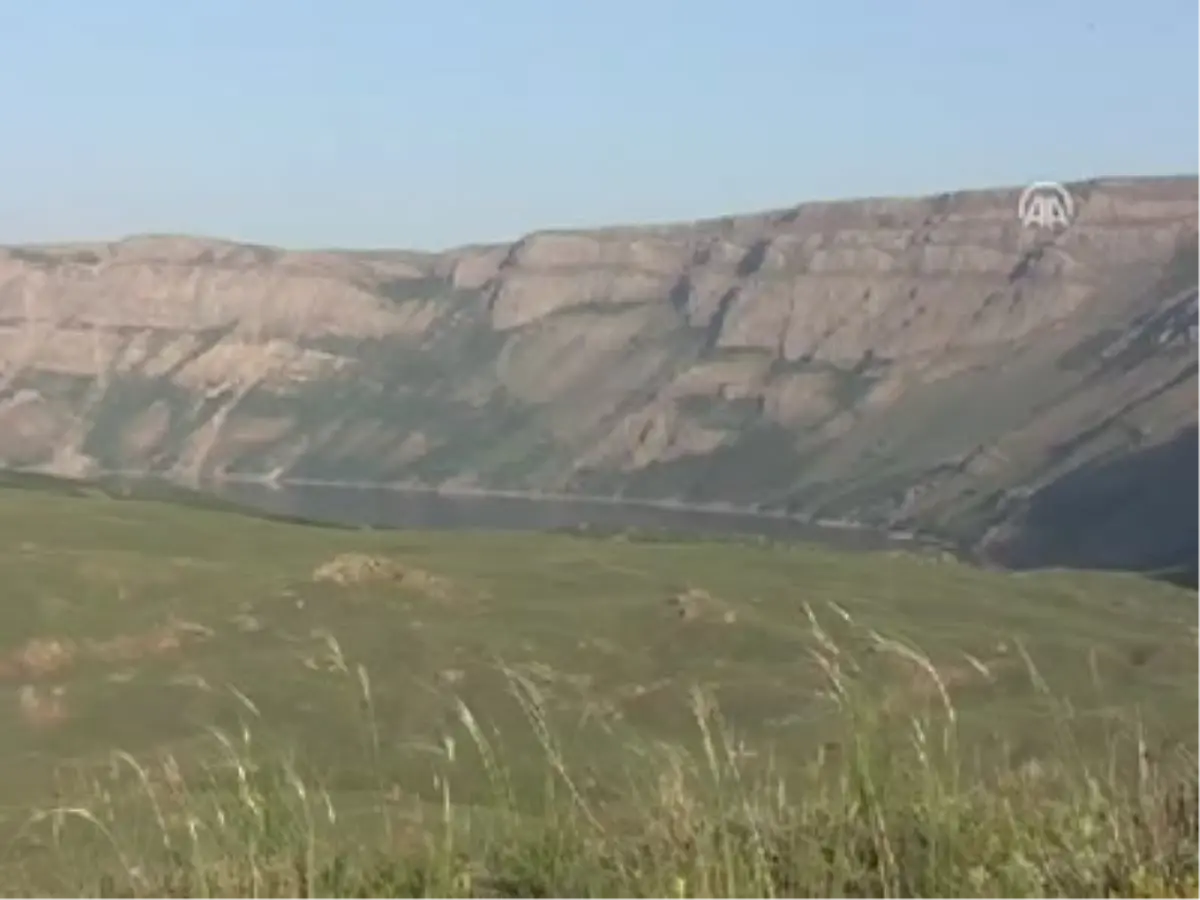 Nemrut Krater Gölü Büyülüyor