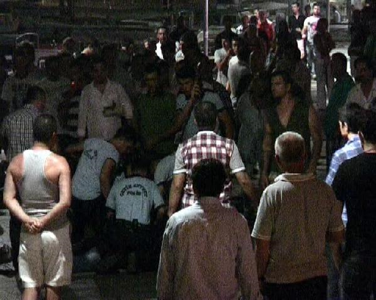 Nişanlısını Döven Alkollü Norveçli'ye Polis Müdahalesi