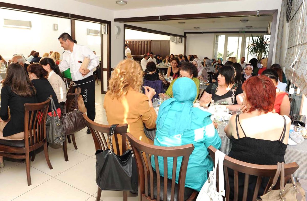 Öğretmenler Yılsonu Yemeğinde Buluştu