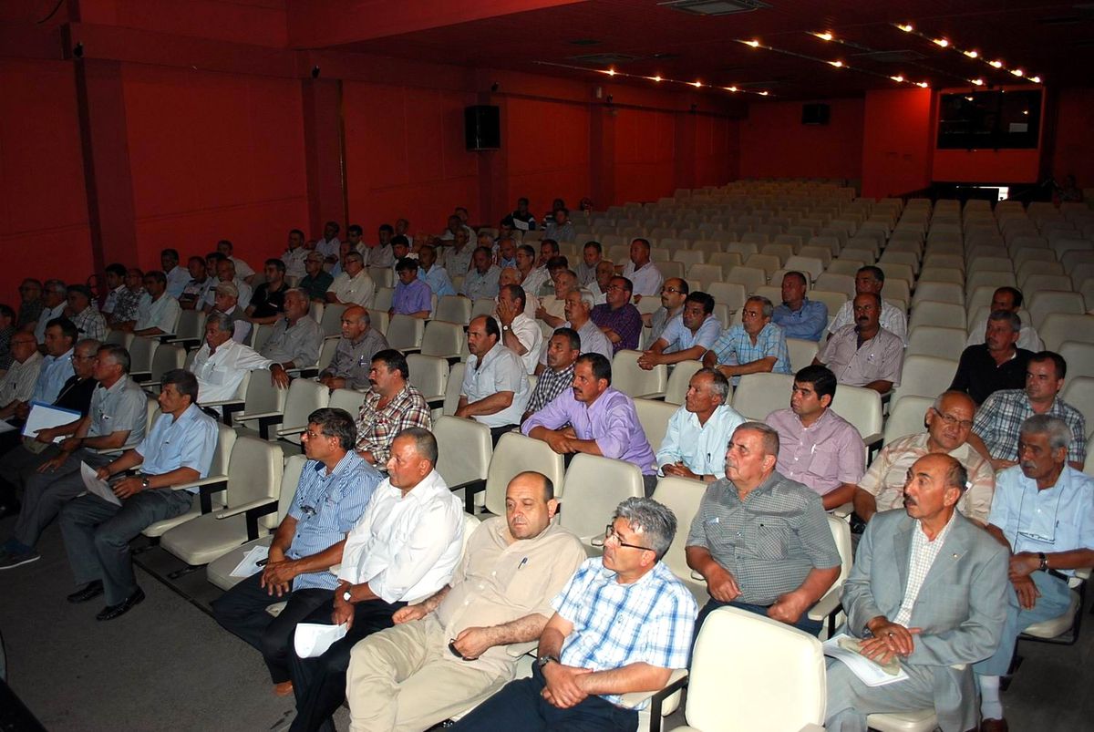 Salihli Nüfus Müdürlüğü Muhtarları Bilgilendirdi