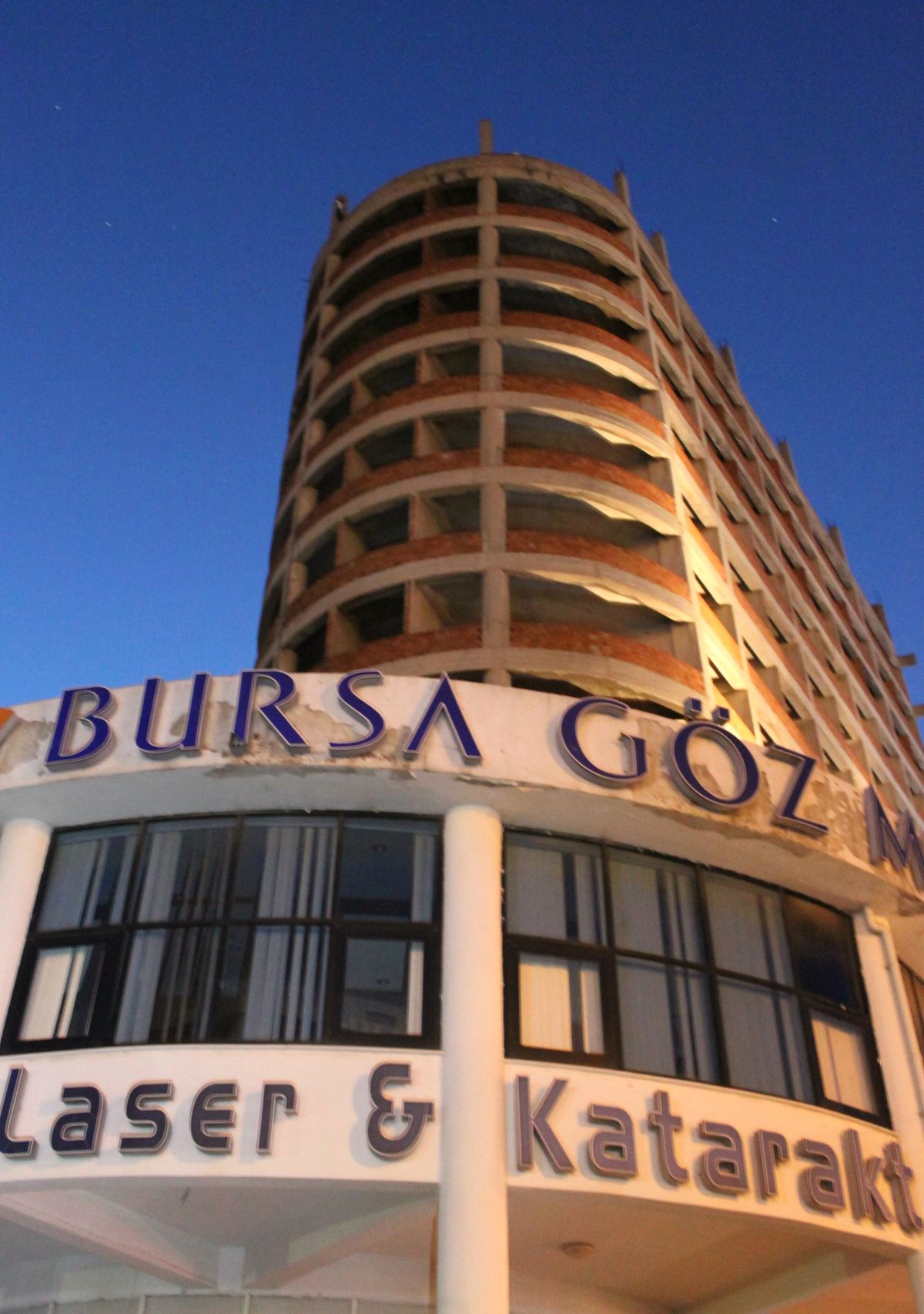 Sevgilisinden Ayrılan Genç Canına Kıymak İstedi
