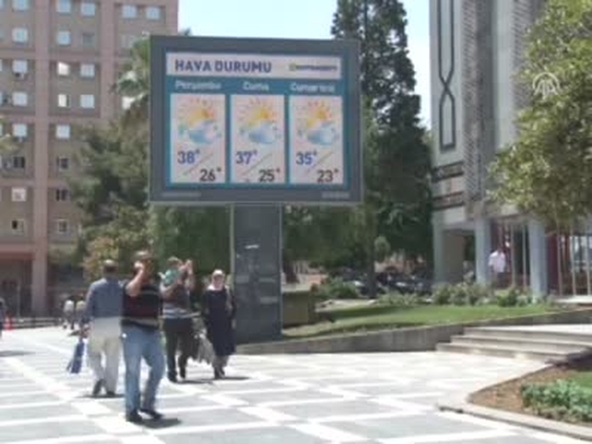 Sıcaklar Mesai Saatini Değiştirdi