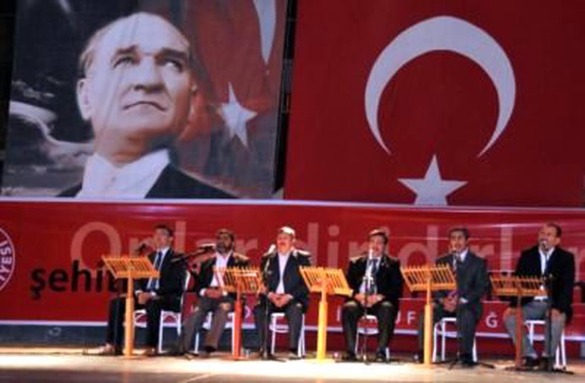 Sivas\'ta Şehitleri Anma Programı Düzenlendi