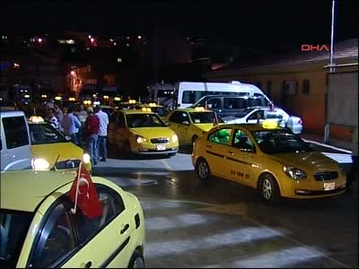 Taksicilerden Protesto