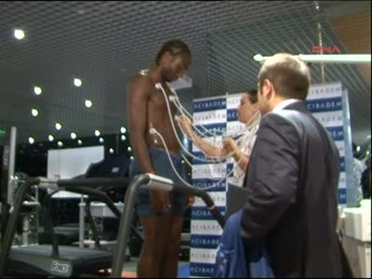 Trabzonspor\'un Yeni Transferi Bamba, Sağlık Kontrolünden Geçti