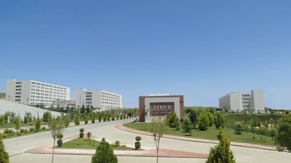 Zirve Üniversitesi Sağlık Sektörüne Giriyor
