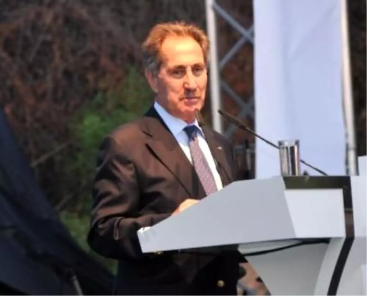 Bakan Günay, Eskişehir\'de Temel Attı