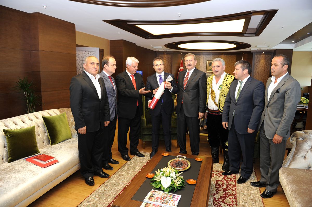 Bakan Kılıç Kırkpınar\'a Davet Edildi