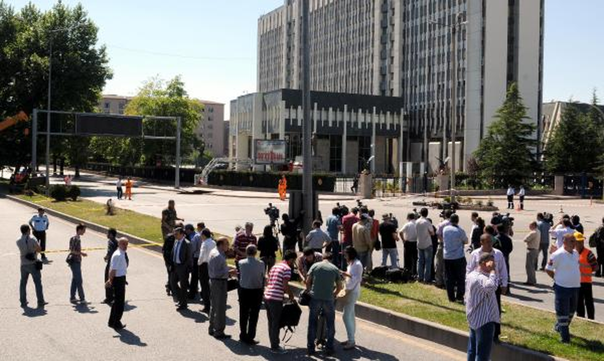 Başkentte Metrodaki Göçük Hayatı Felç Etti