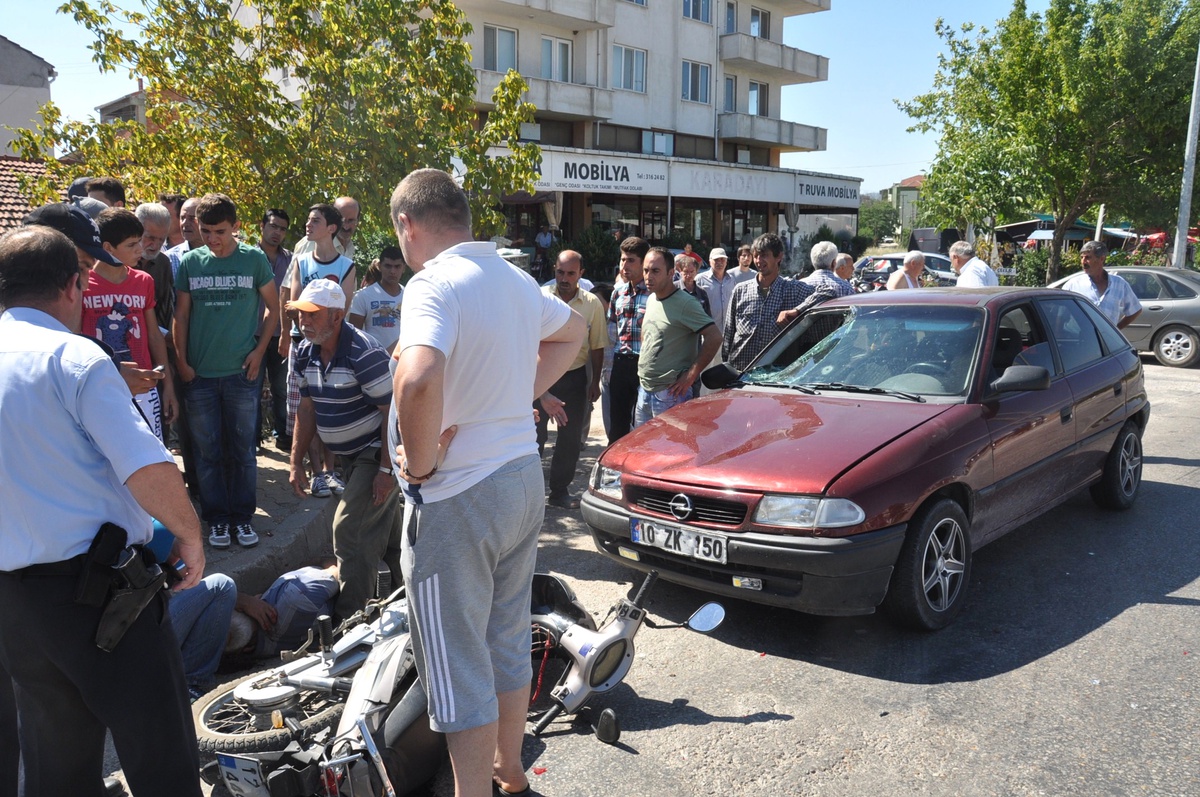 Biga\'da Motosiklet Kazası: 1 Yaralı