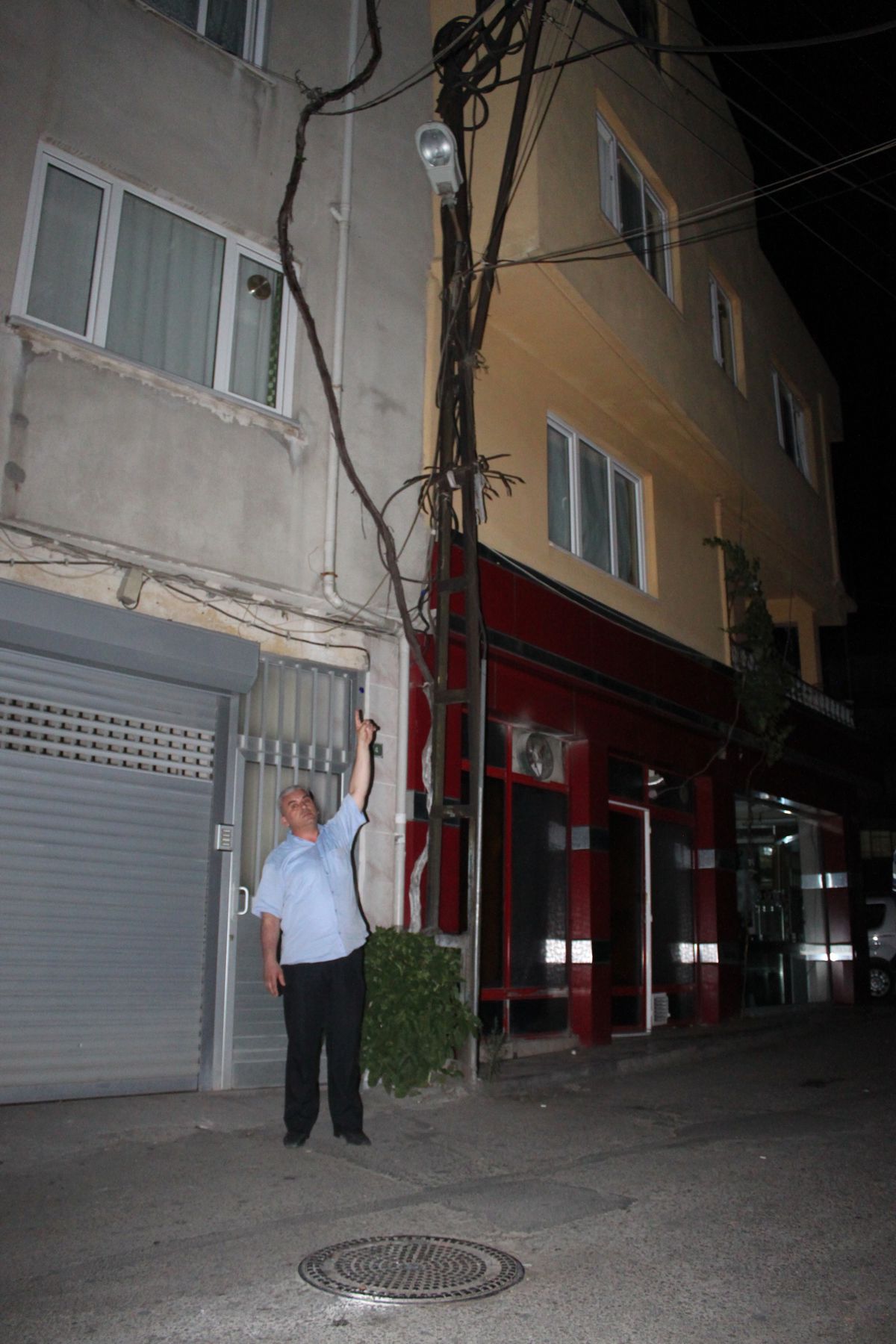 Bir Haftadır Sokak Lambaları Yanmayan Mahalleli İsyan Etti