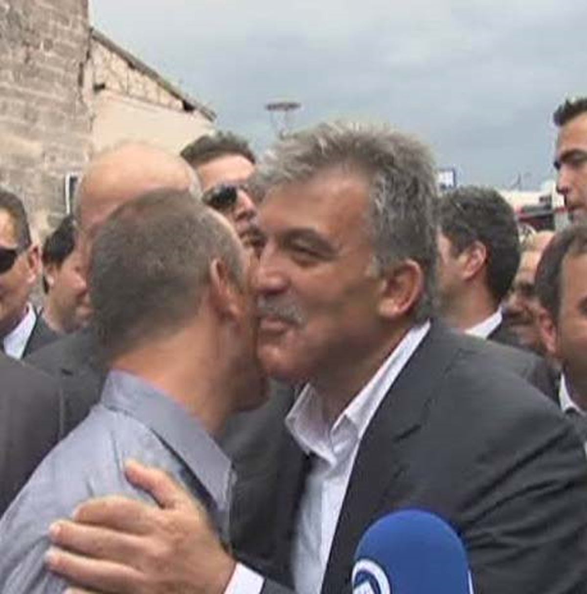Cumhurbaşkanına Bulduğu Parayı Vermek İstedi
