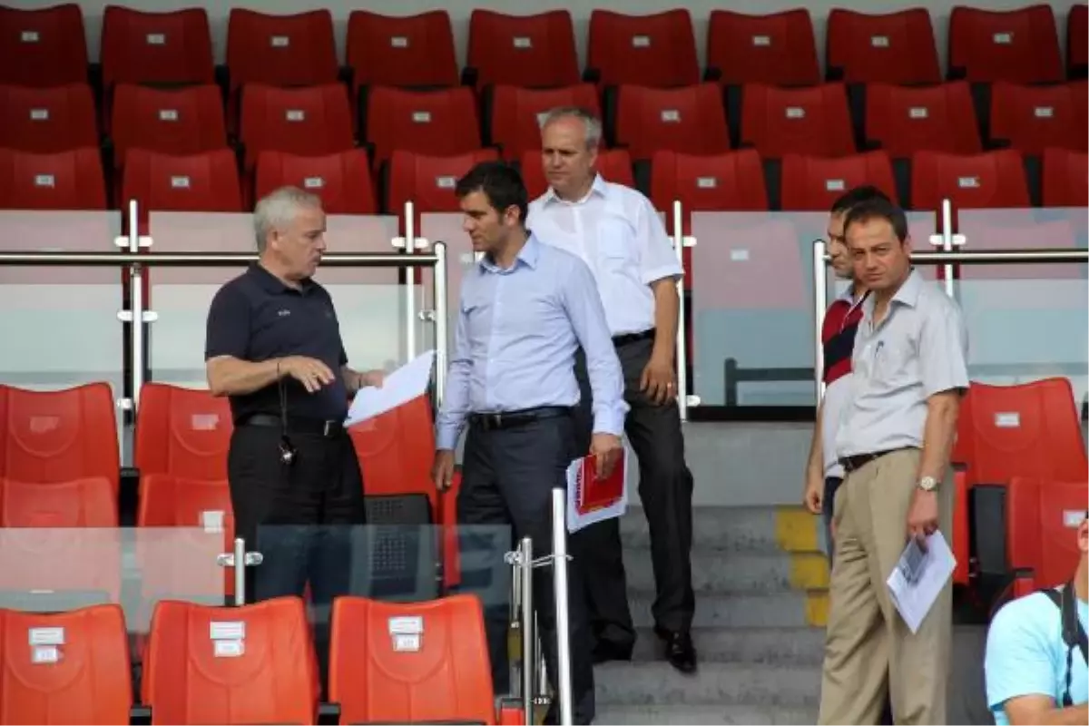 FIFA Heyetini Endişelendiren Dere