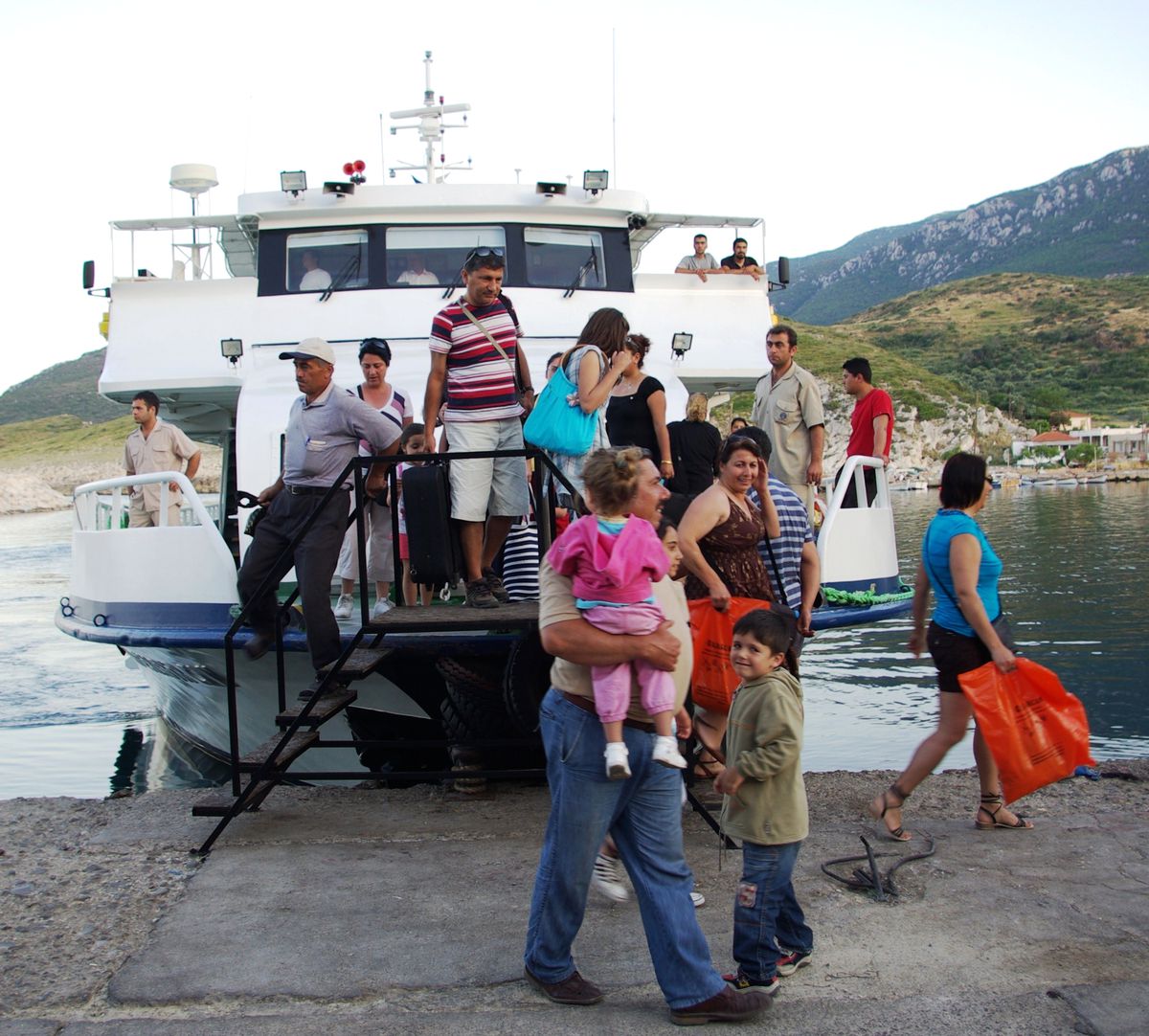 Foça-Karaburun-Mordoğan Seferleri Kaldığı Yerden Devam Ediyor