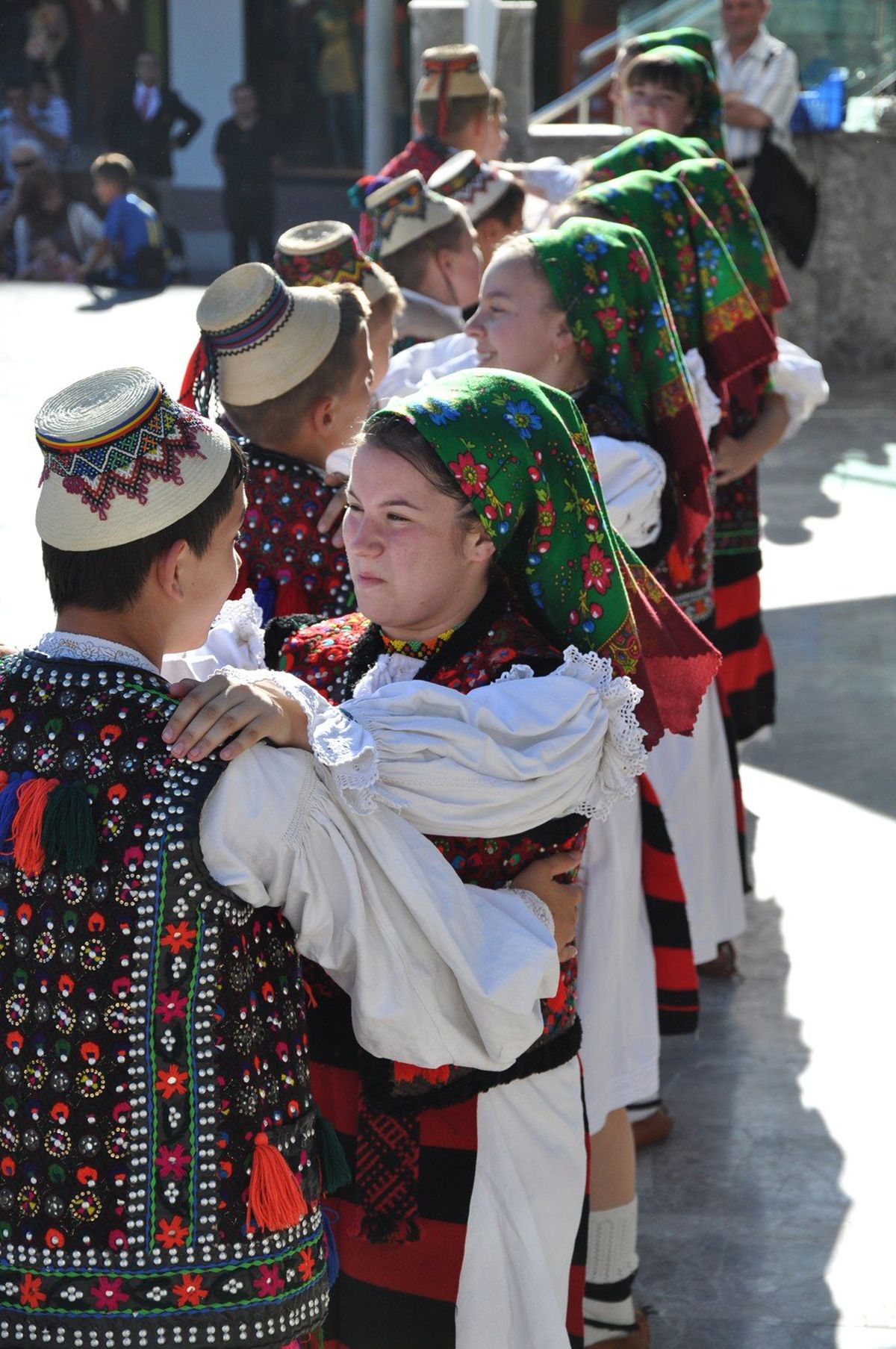 İnegöl\'de Balkan Festivali Başladı