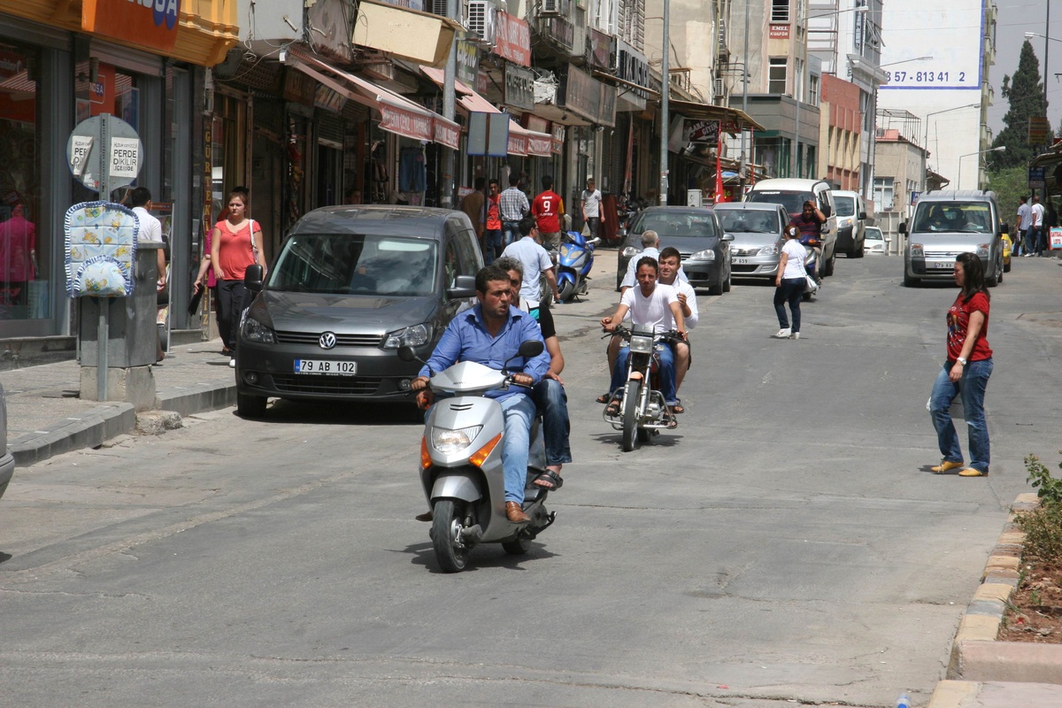 Kilis\'te Yaz Aylarında Motosiklet Tercih Ediliyor