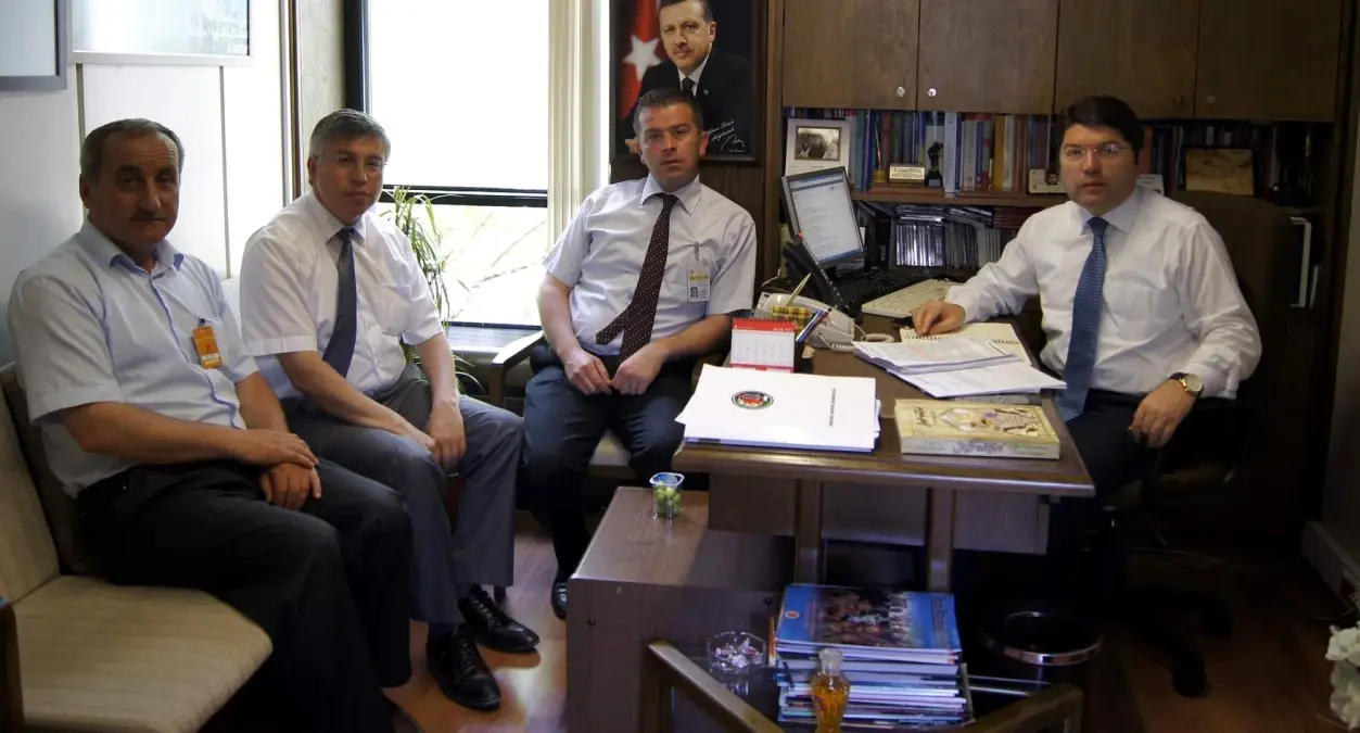 Kurucaşile Belediyesi\'nden Milletvekili Tunç\'a Ziyaret