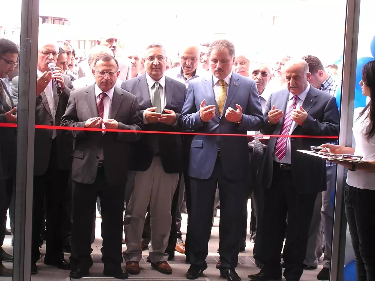 Malatya Belediyesi Esenlik Şirketi\'nin Yeni Binası Hizmete Açıldı