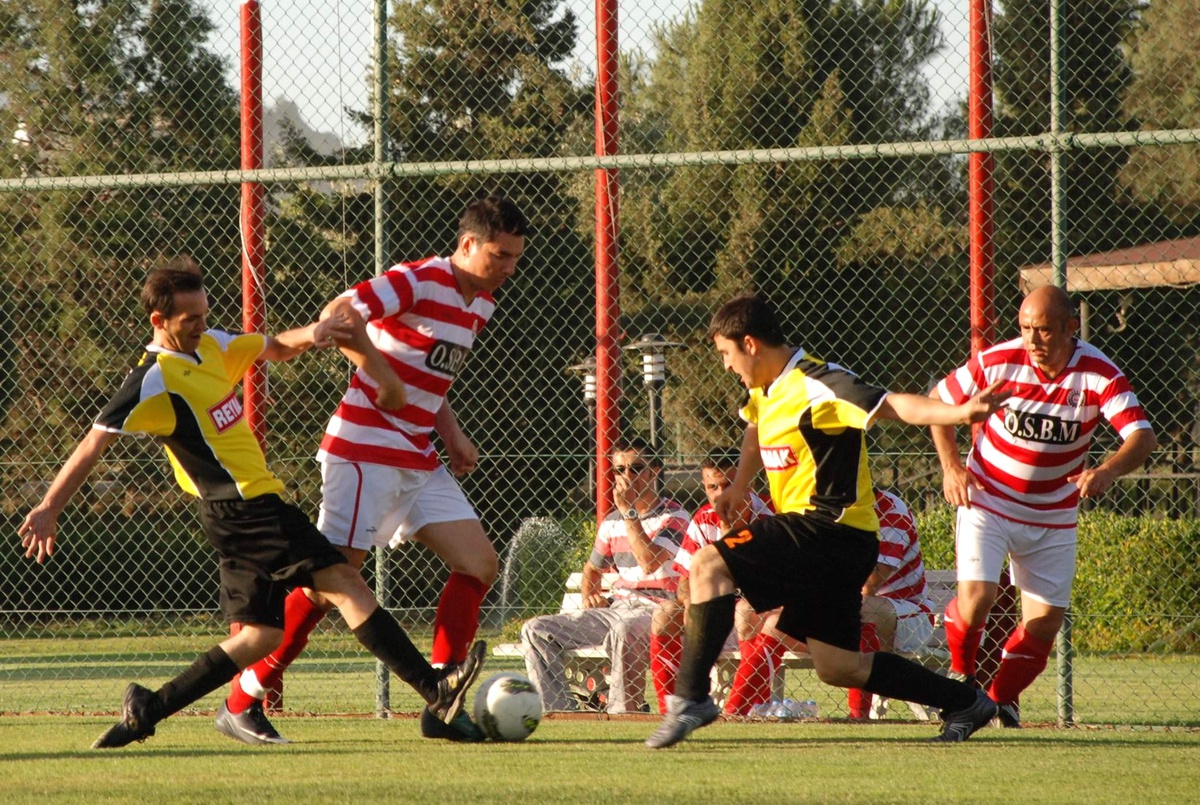 Osb Futbol Ligi\'nde Heyecan Sürüyor