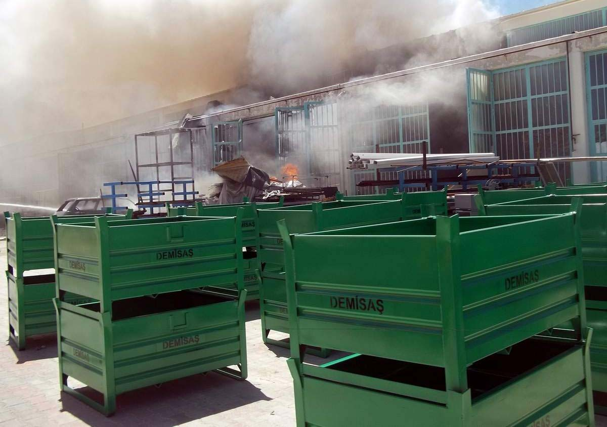 Patlamanın Olduğu İşyerinde Torbaların İçinde Maden Çıktı