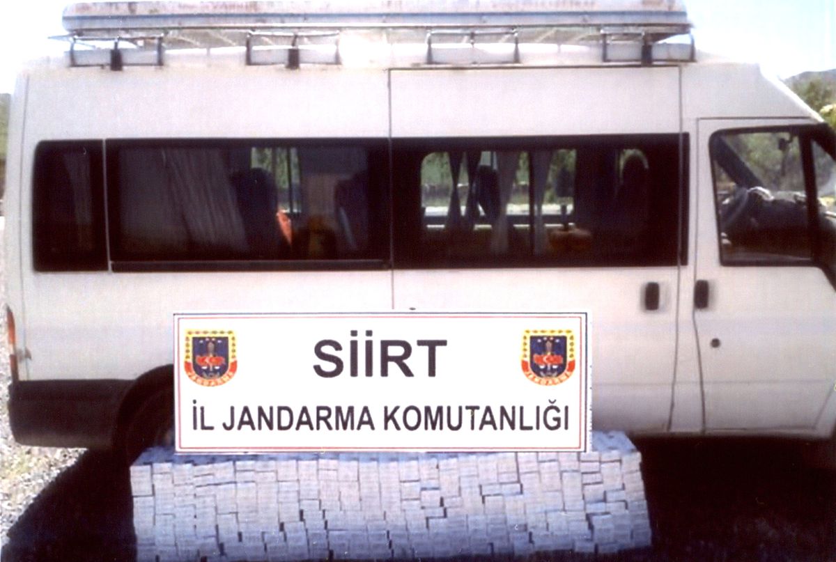 Pervari\'de Kaçak Sigara Operasyonu
