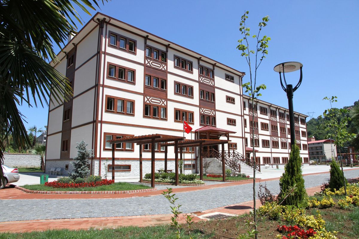 Rte Üniversitesi\'nin Başbakan Recep Tayyip Erdoğan Ayarı