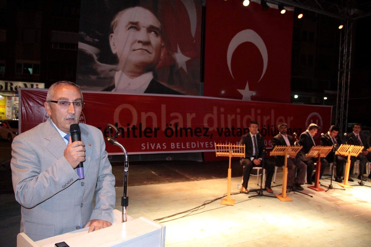 Şehitler İçin Anma Programı Düzenlendi