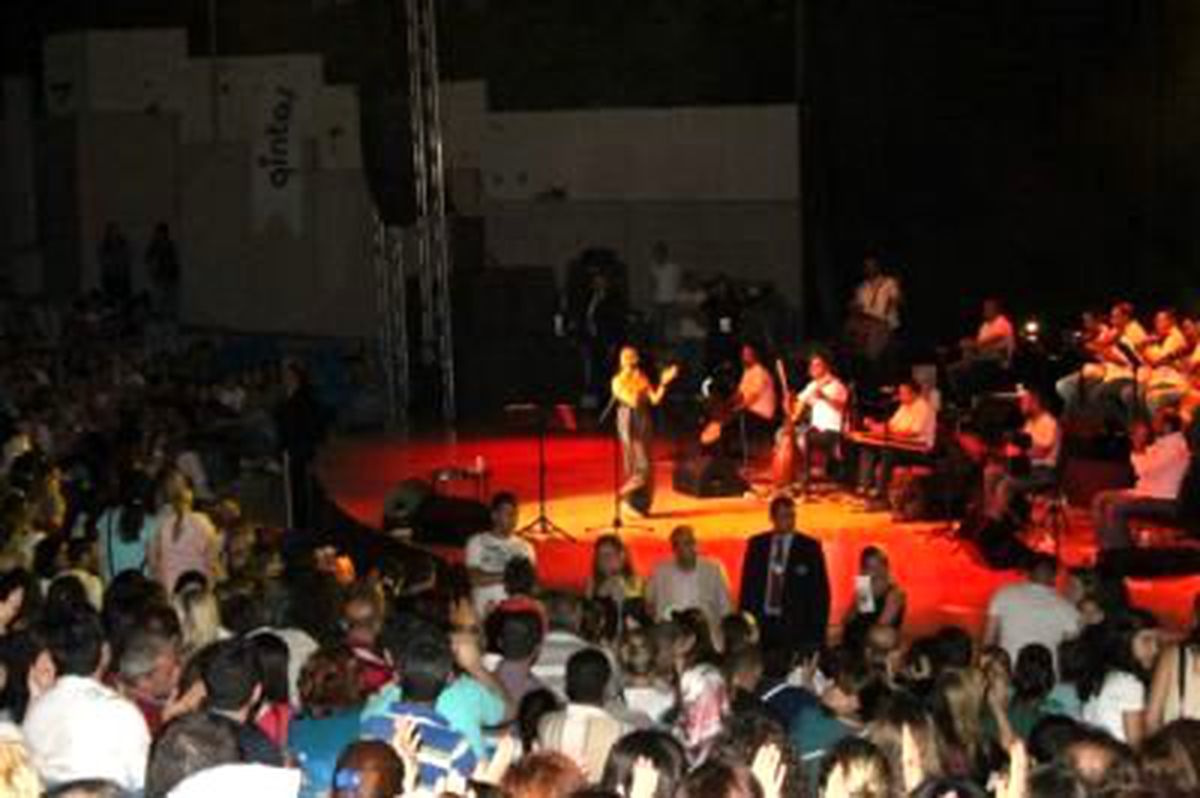 Şevval Sam, Konserinde de Suçlamalara Cevap Verdi
