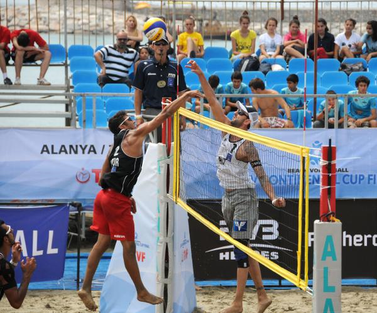 Türkiye Plaj Voleybolunda Avusturya\'ya Yenildi
