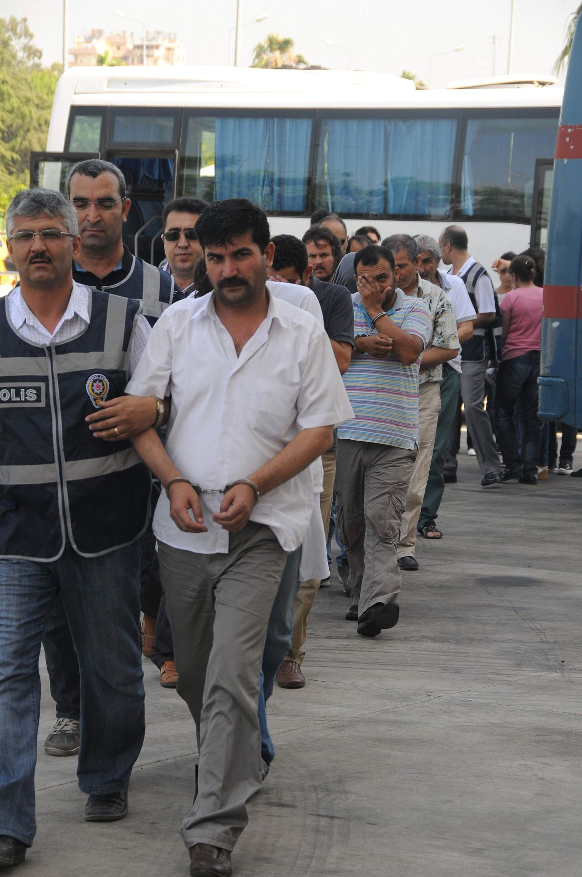 Yardım Kuruluşu Adı Altında Dolandırıcılık