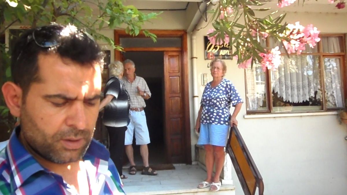 Yaşlı Kadın Merdivenlerde Ölü Bulundu