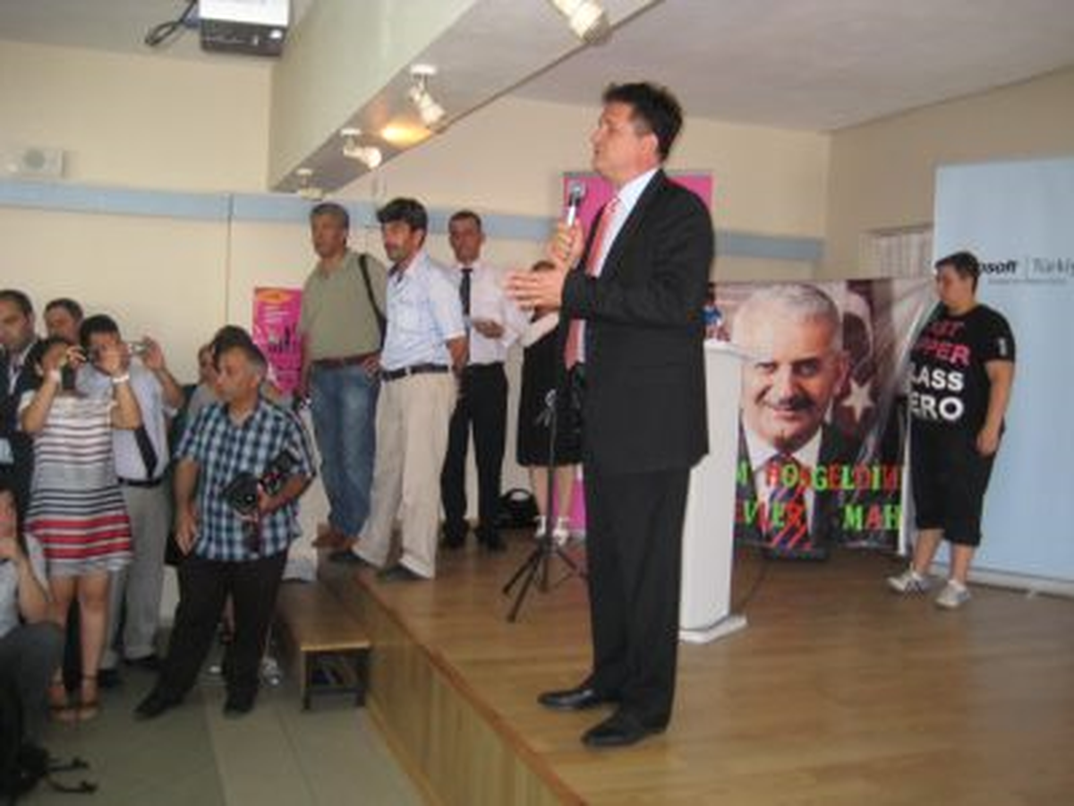 25. Bilişim Akademisi İzmir Karşıyaka\'da