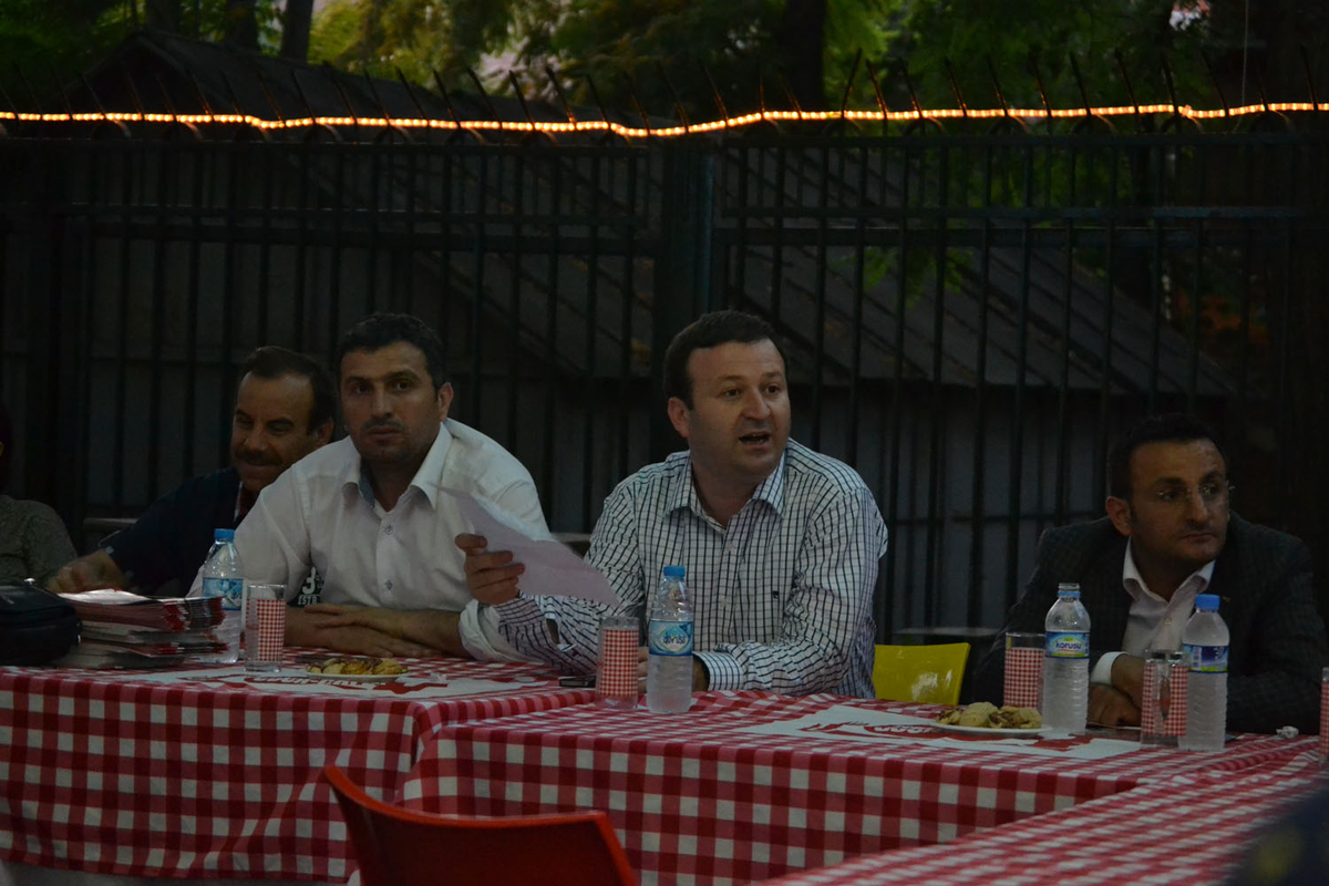 Ak Parti Osmangazi İlçe Başkanlığı, Mahalle Ziyaretlerini Hız Kesmeden Sürdürüyor