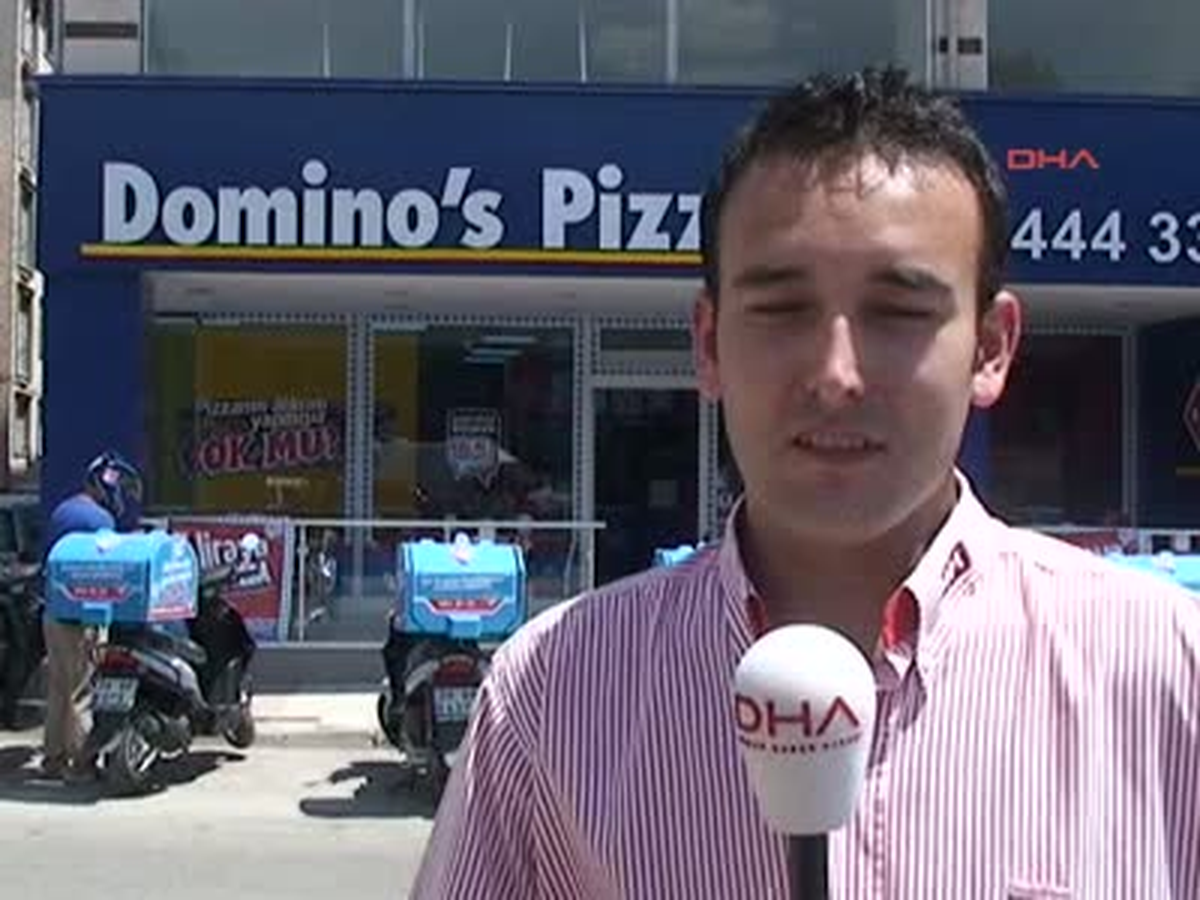 Kalpli Pizzayla Evlenme Teklifi