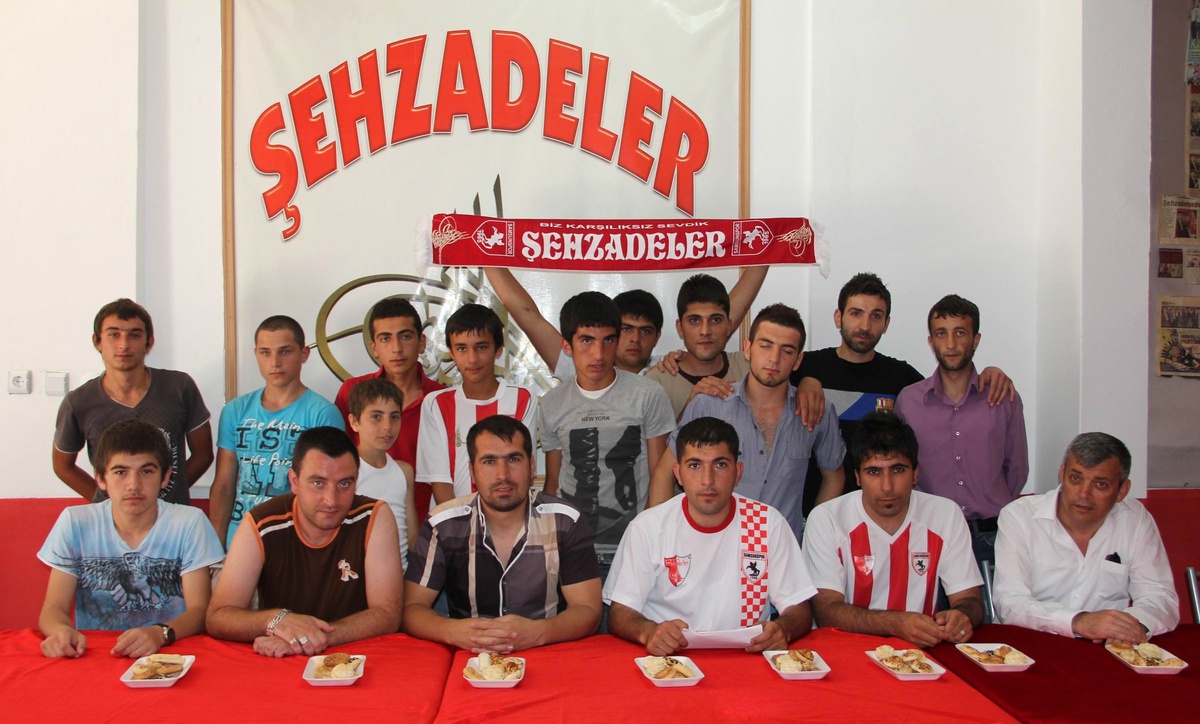 Samsunspor Taraftarları Kazım Yılmaz\'ın Dönmesini İstiyor