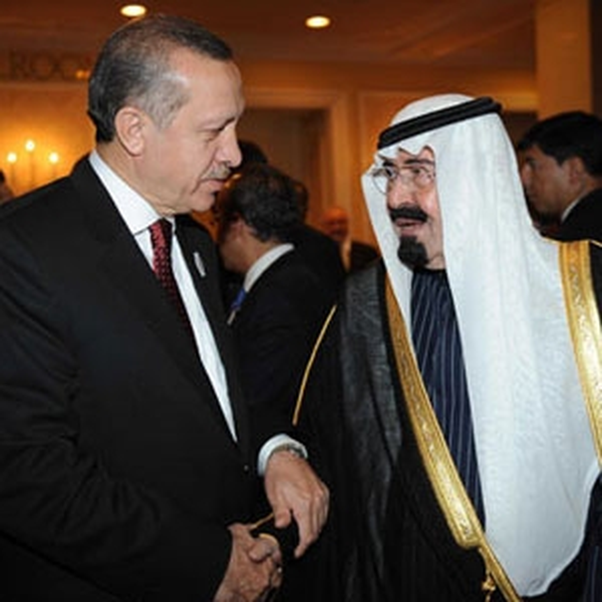Türkiye\'ye 10 Milyar Dolar Hibe Etti