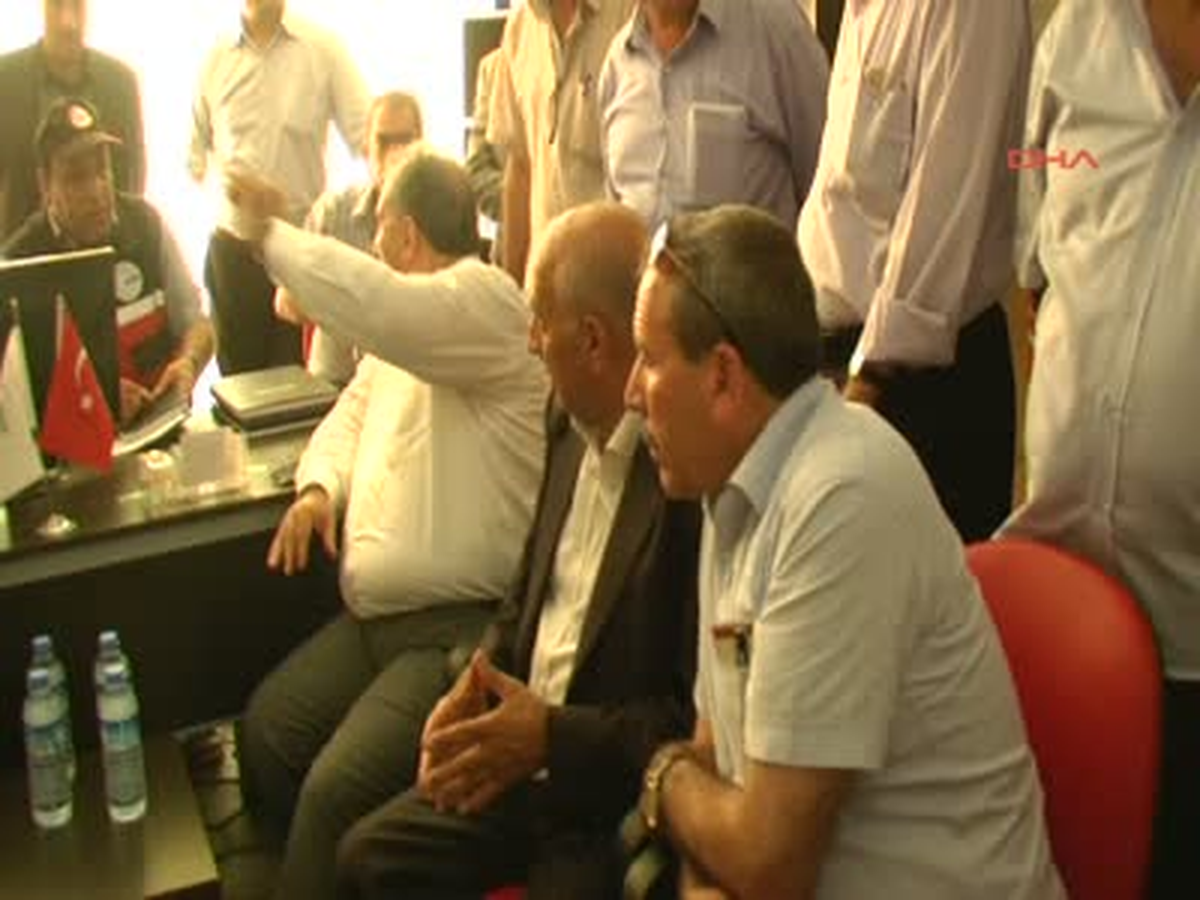 Ak Partili Milletvekilleri, Çadır Kenti Ziyaret Etti