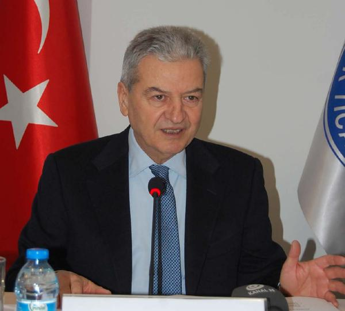 Alsancak Liman Avm'sine Büyükşehir'den Dava