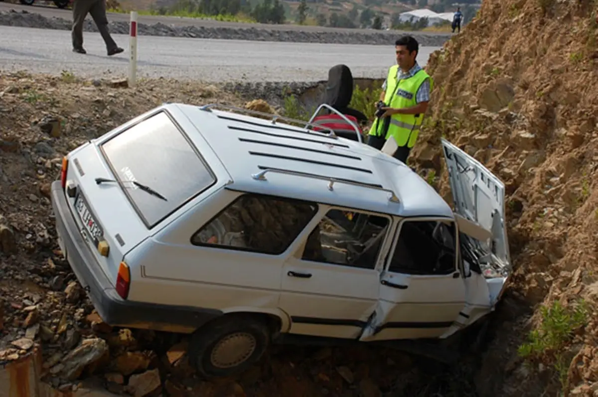 Anamur\'da Trafik Kazası: 2 Ölü, 2 Yaralı