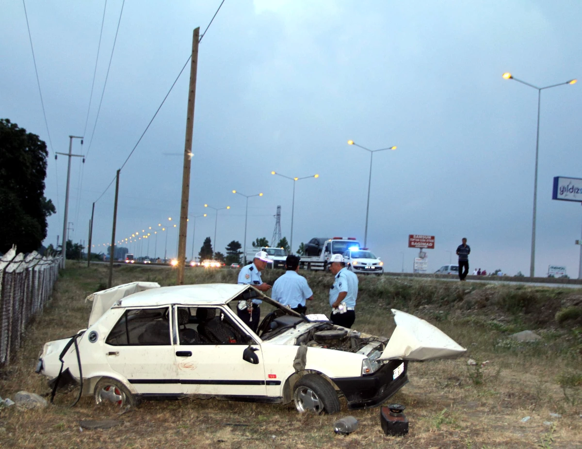 Tekkeköy\'de Trafik Kazası: 3 Yaralı