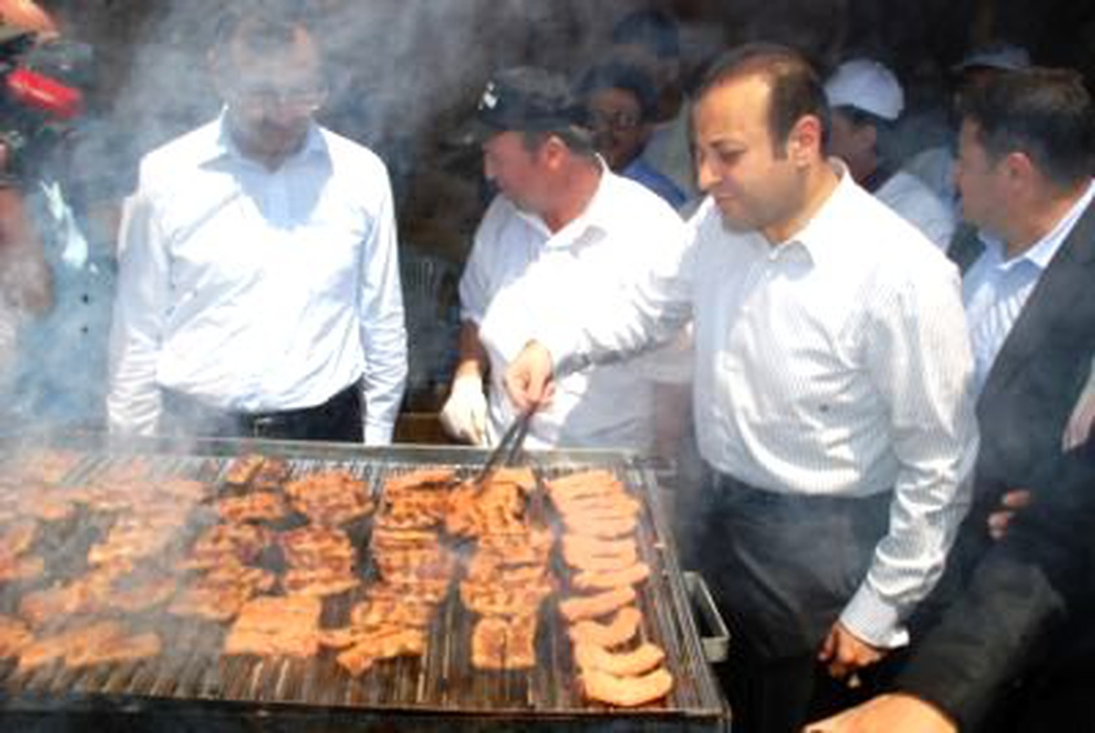 Bakan Bağış Köfte Şenliğine Katıldı