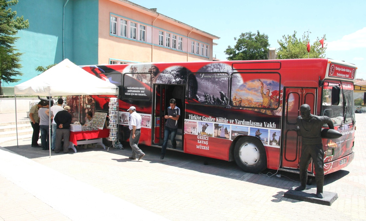 Çanakkale 1915 Gezici Müze Tırı Sungurlu\'da