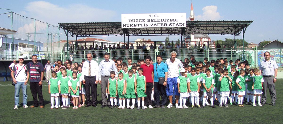 Düzce Belediyesi Yaz Okulları Start Aldı